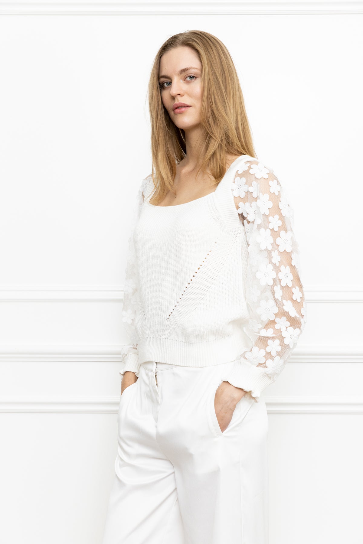 Square Neck Floral Lace Sleeve Sweater