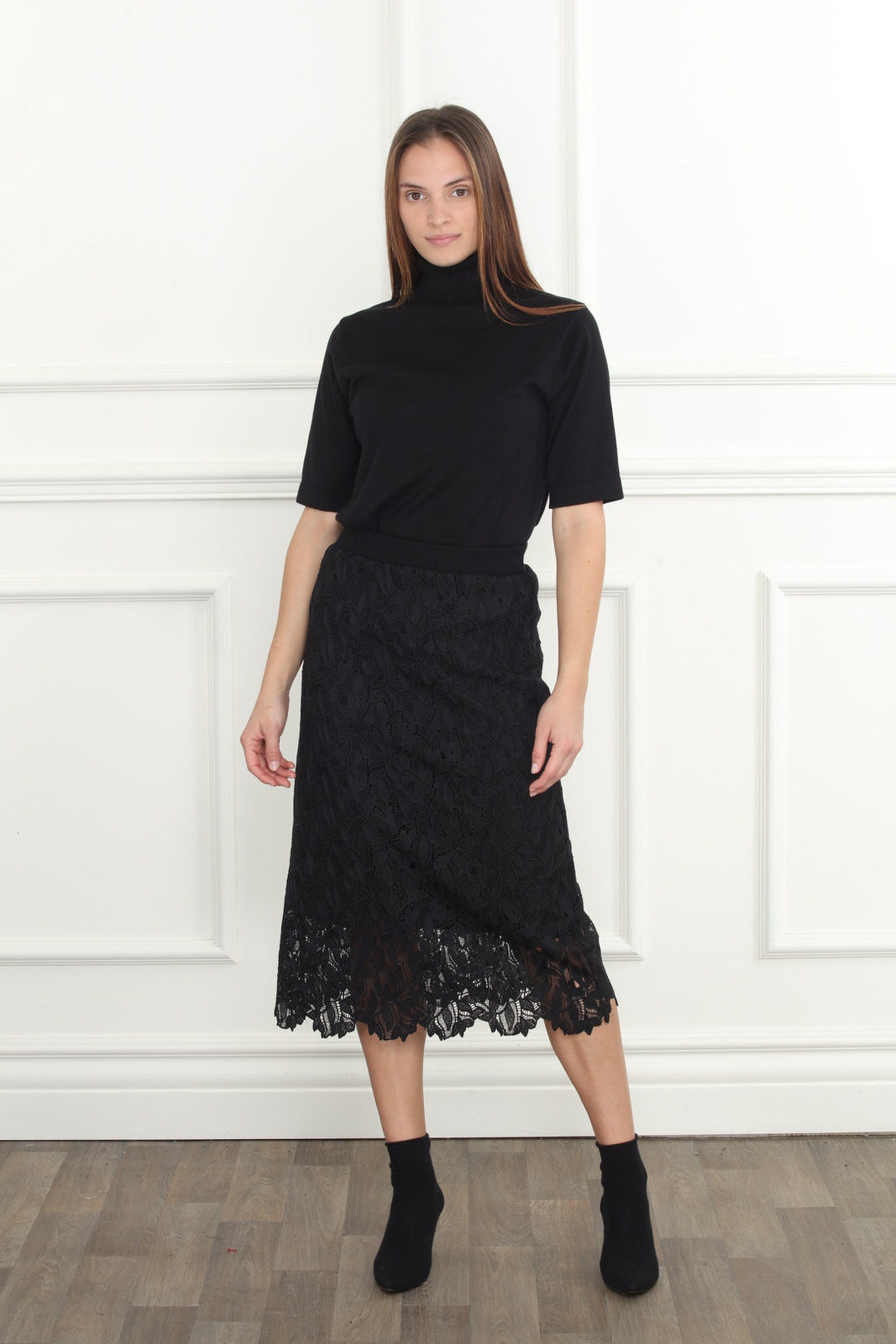 Lace Reversible Knit Skirt