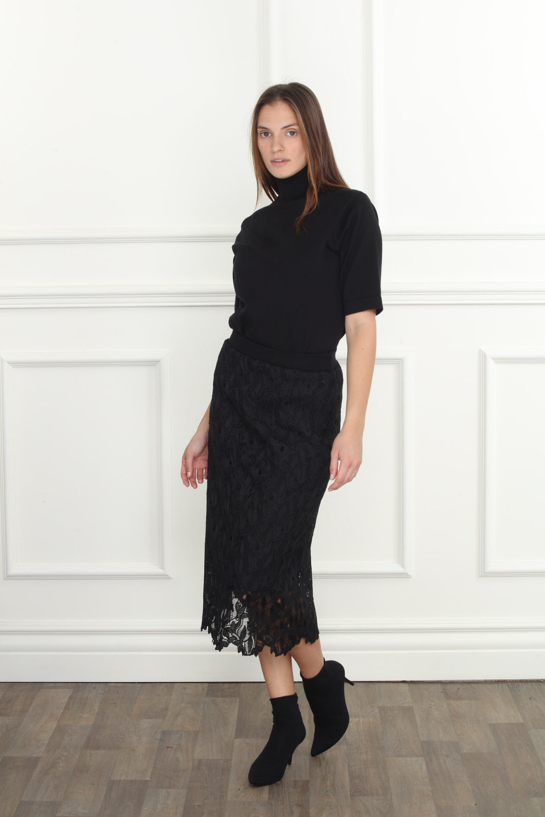 Lace Reversible Knit Skirt