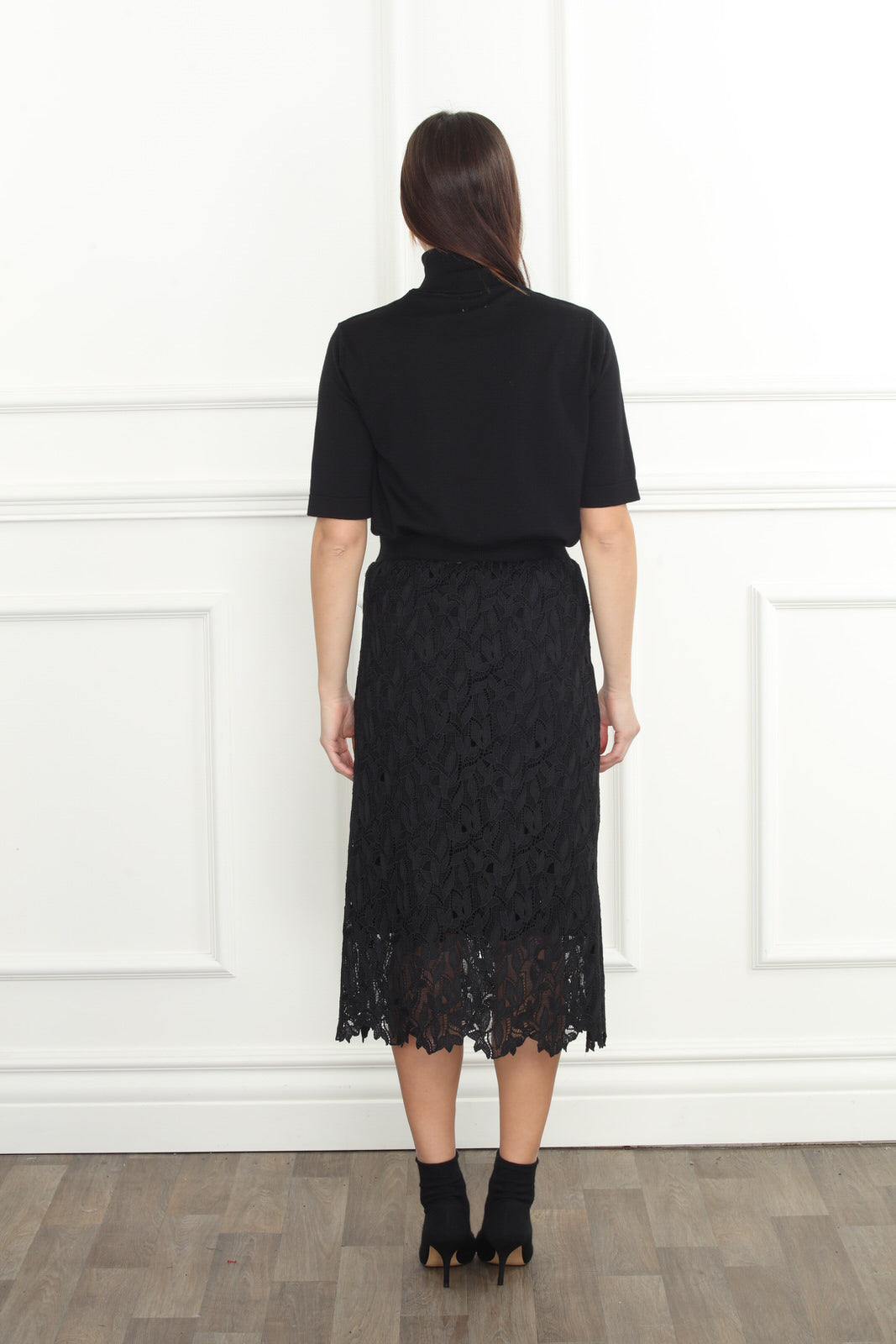 Lace Reversible Knit Skirt