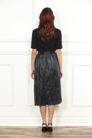 Crinkle Faux Leather Skirt in Black