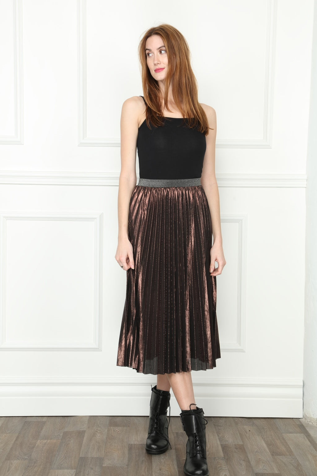 Metallic Pleated Skirt